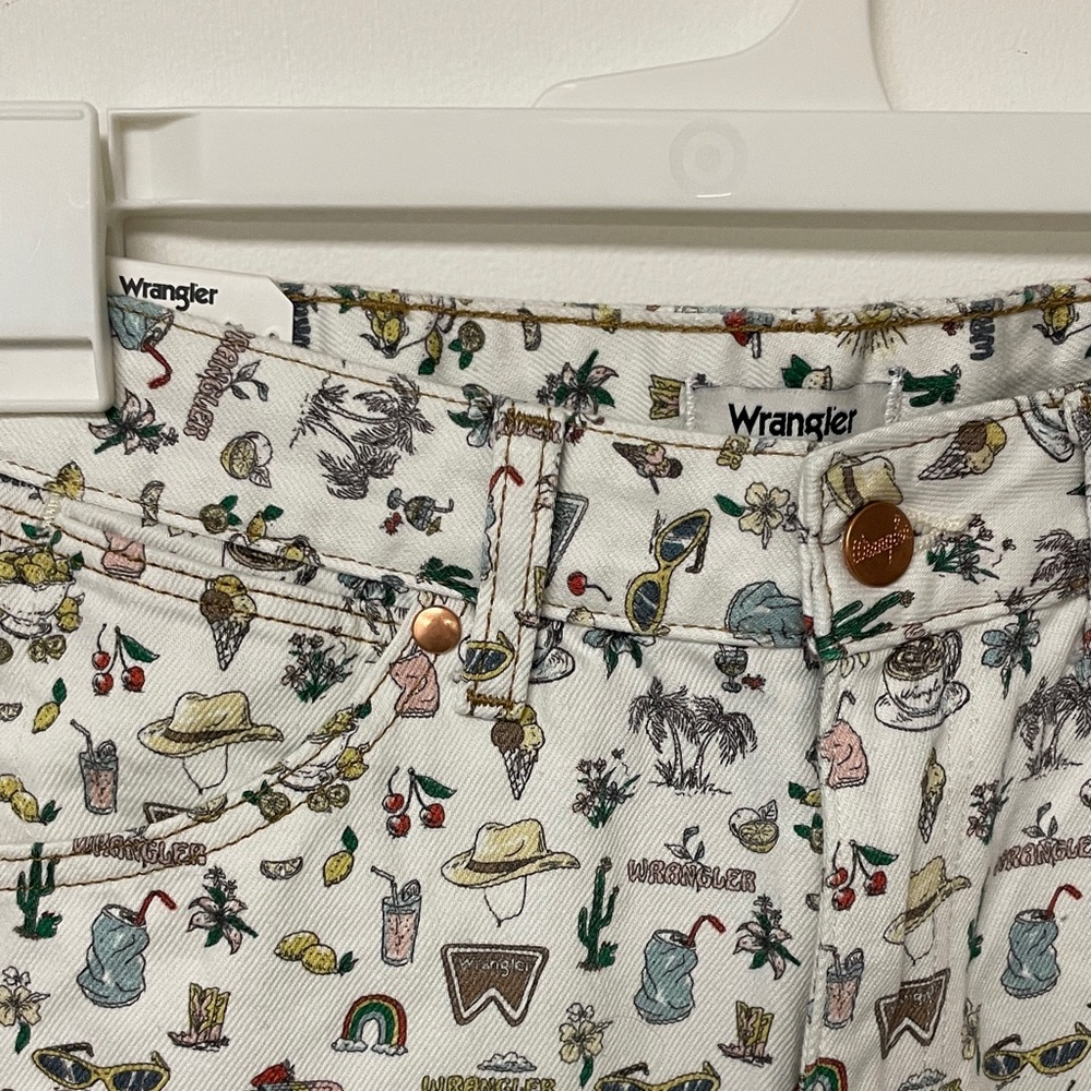 Wrangler White Country Theme Pants